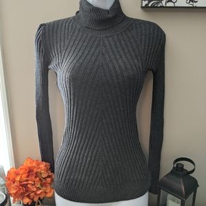Gray turtleneck